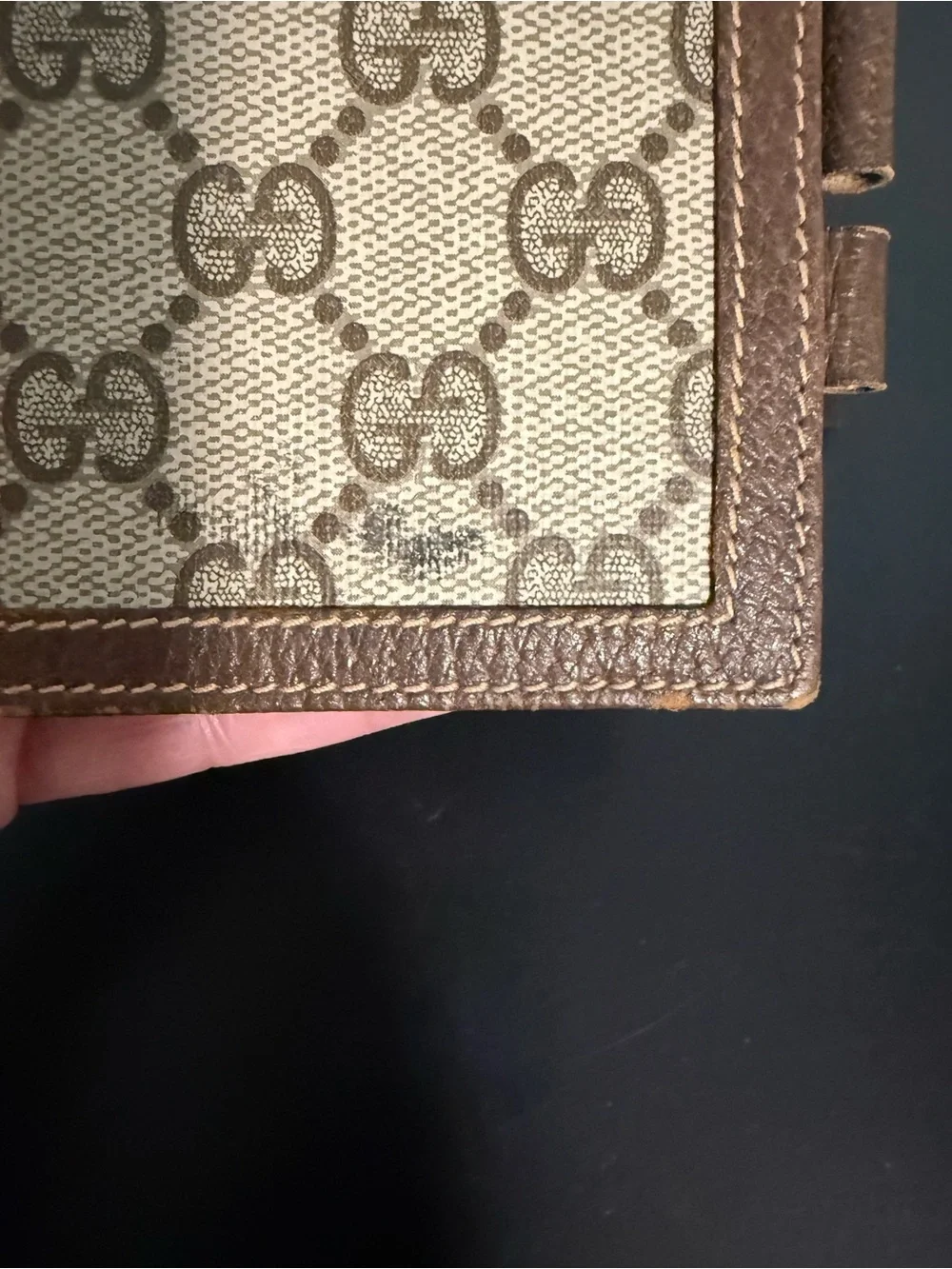 Gucci Vintage Bifold Beige and Brown GG Monogram Card/Passport Holder! Unisex!